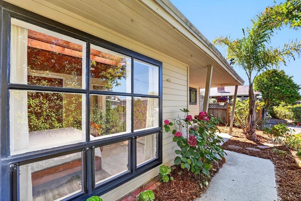 Property Photo: 523 Maple Street CA 95003