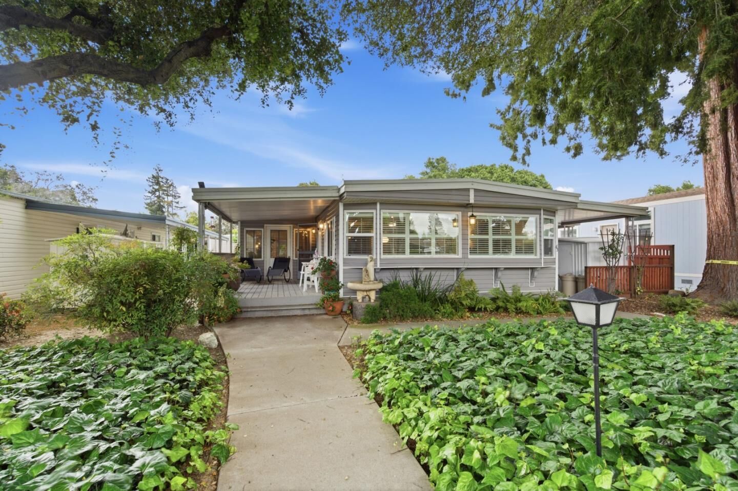 Property Photo:  65 Palomar Real 65  CA 95008 