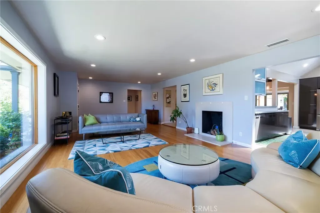 Property Photo: 5220 E Los Flores CA 90815