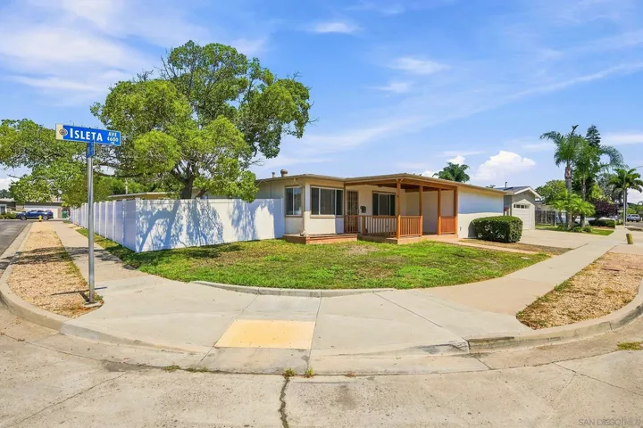 Property Photo: 4604 Isleta Ave. CA 92117