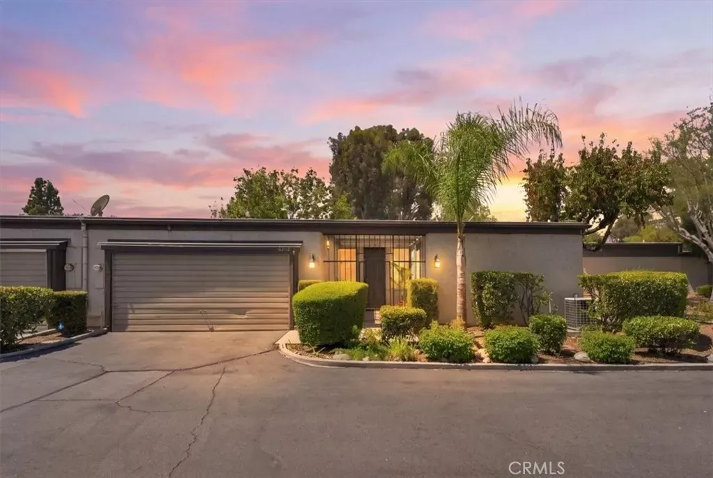Property Photo: 28193 Buena Mesa CA 92586