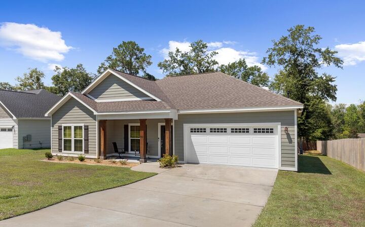 Property Photo:  152 Memory Lane  AL 36027 