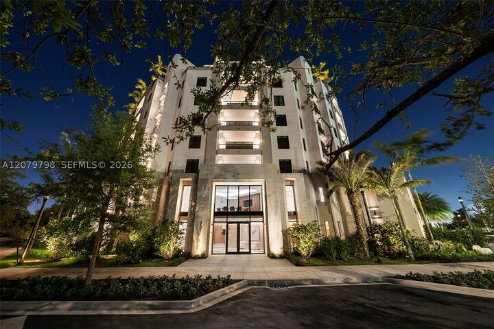 Property Photo:  701 Valencia Ave 601  FL 33134 
