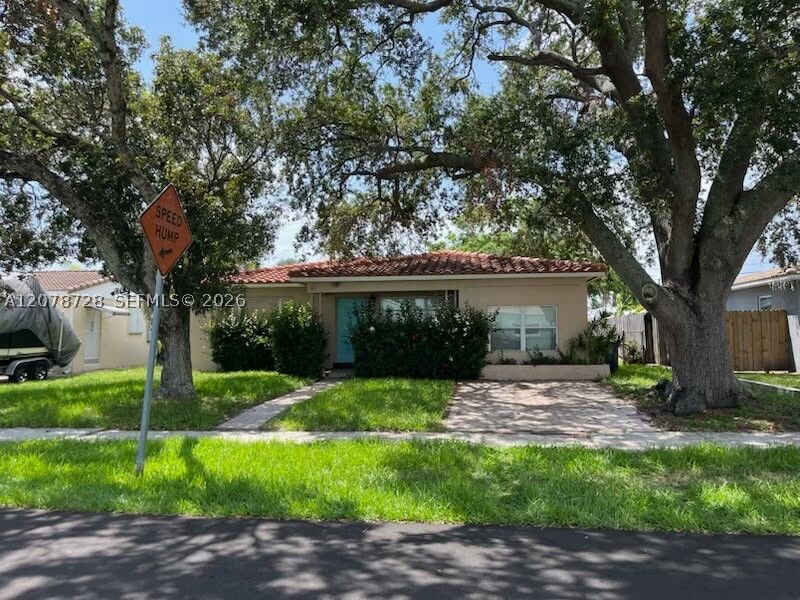 Property Photo:  218 SE 3rd Ter N/A  FL 33004 