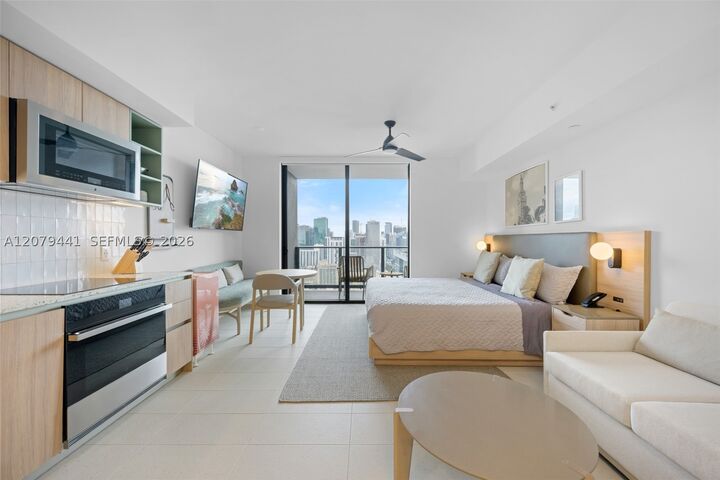 Property Photo:  159 NE 6th St 3706  FL 33132 