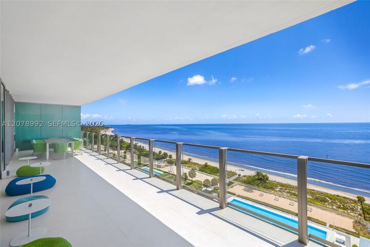 Property Photo:  360 Ocean Dr 1102S  FL 33149 
