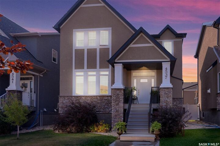 Property Photo:  4537 Green Apple Drive E  SK S4V 3H4 