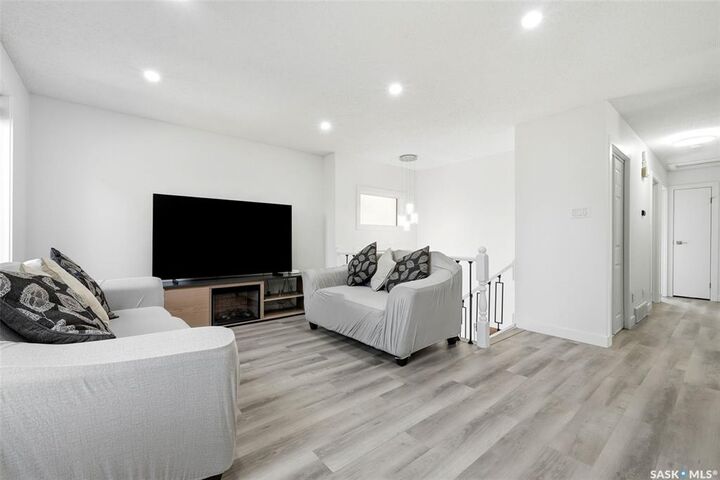 Property Photo:  2715 Corbett Road  SK S4R 8J1 