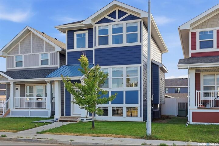 Property Photo: 562 Stilling Way SK S7V 0W5
