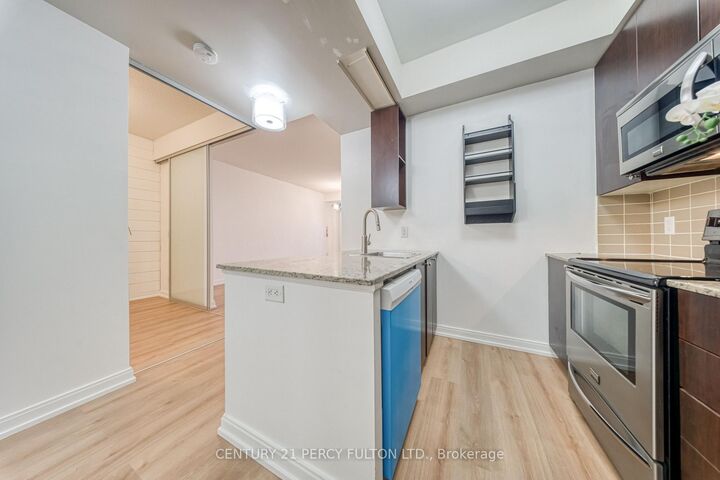 Photo de la propriété:  181 Village Green Square 116  ON M1S 0L3 