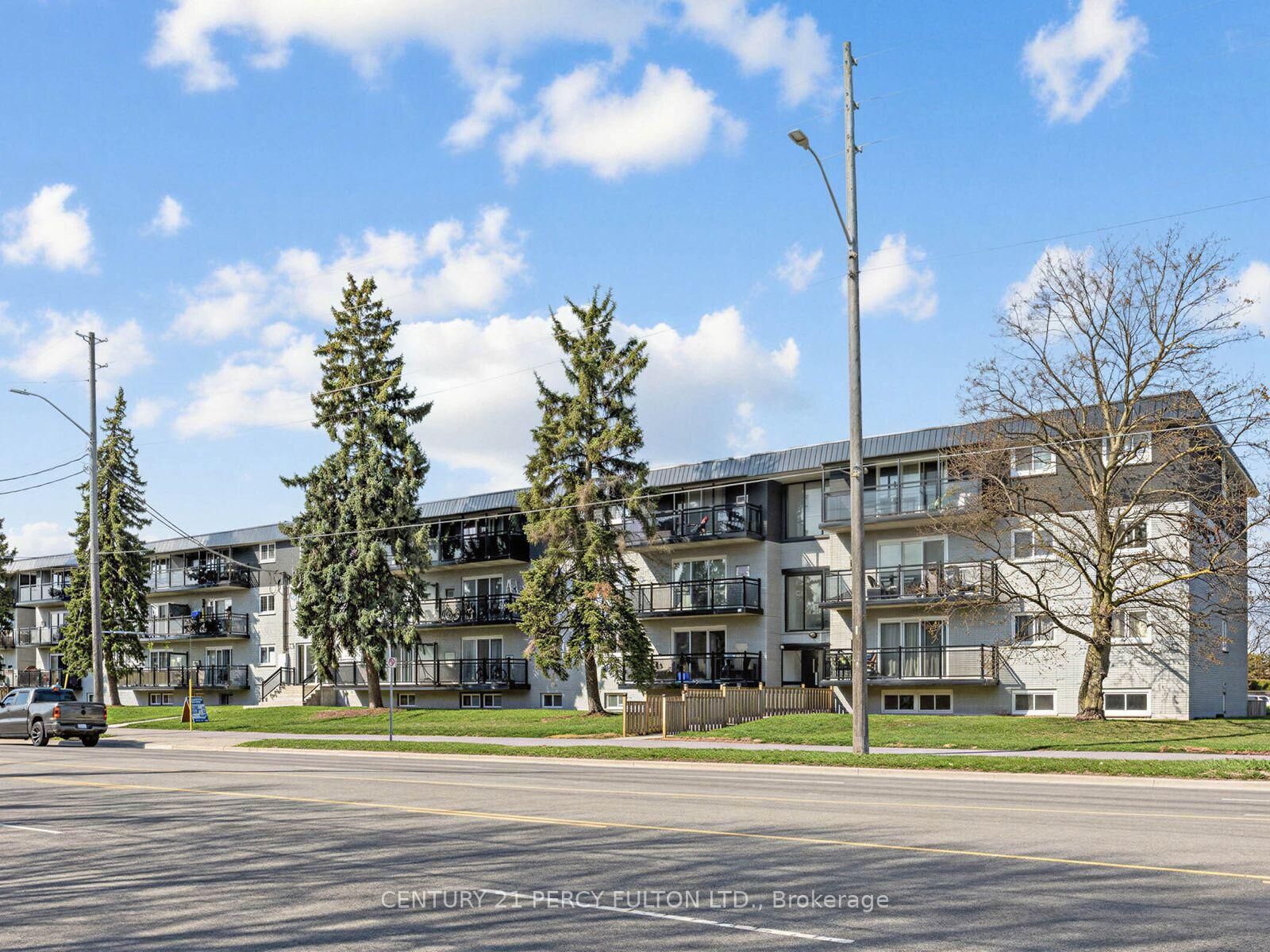 Property Photo: 200 Garden Street 7 ON L1N 0L7