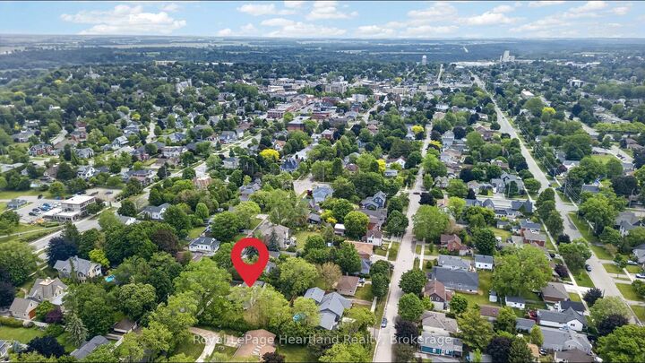 Property Photo: 179 Lighthouse Street W ON N7A 2J8