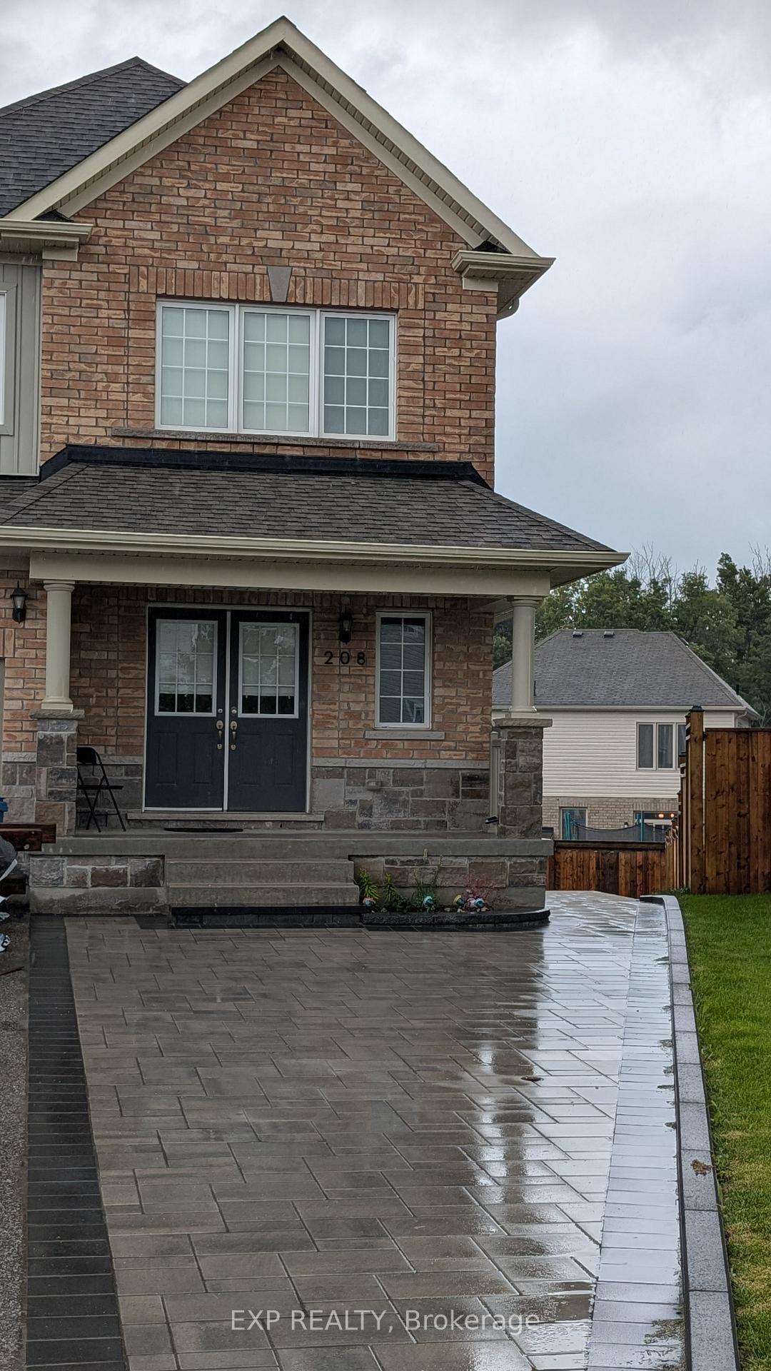 Property Photo:  208 Isabella Drive 2  ON L3V 8K7 