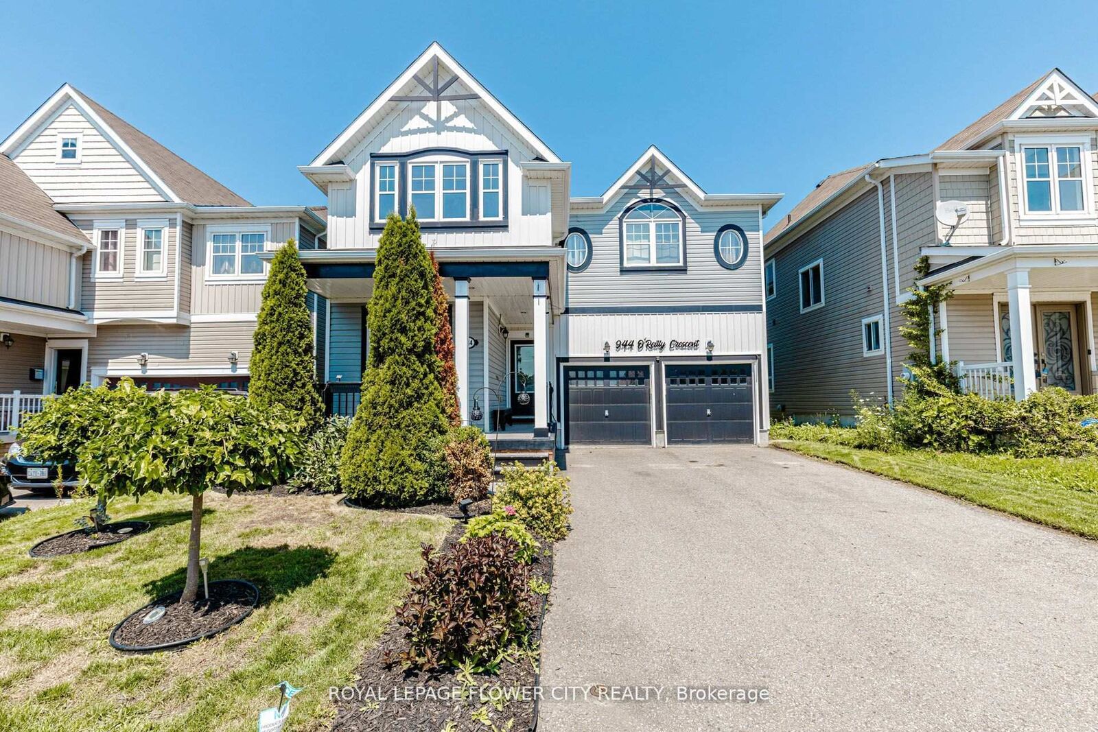 Property Photo:  944 O'Reilly Crescent  ON L9V 2S4 