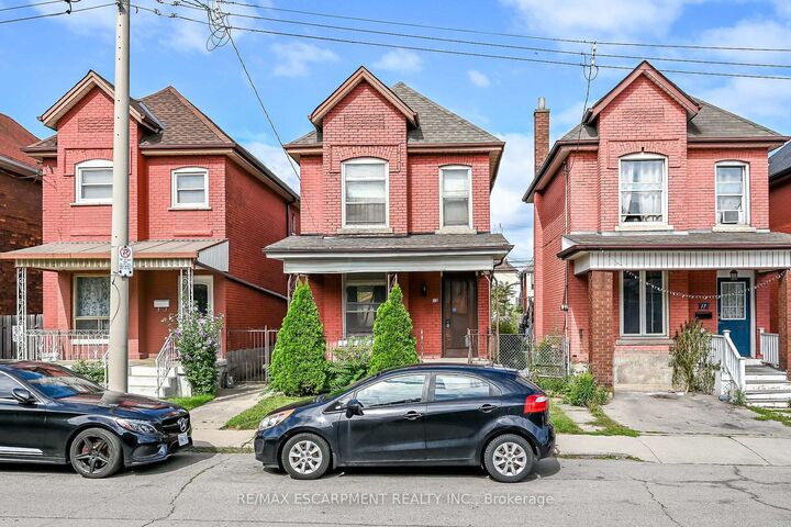 Property Photo: 15 Kinrade Avenue ON L8L 6L5