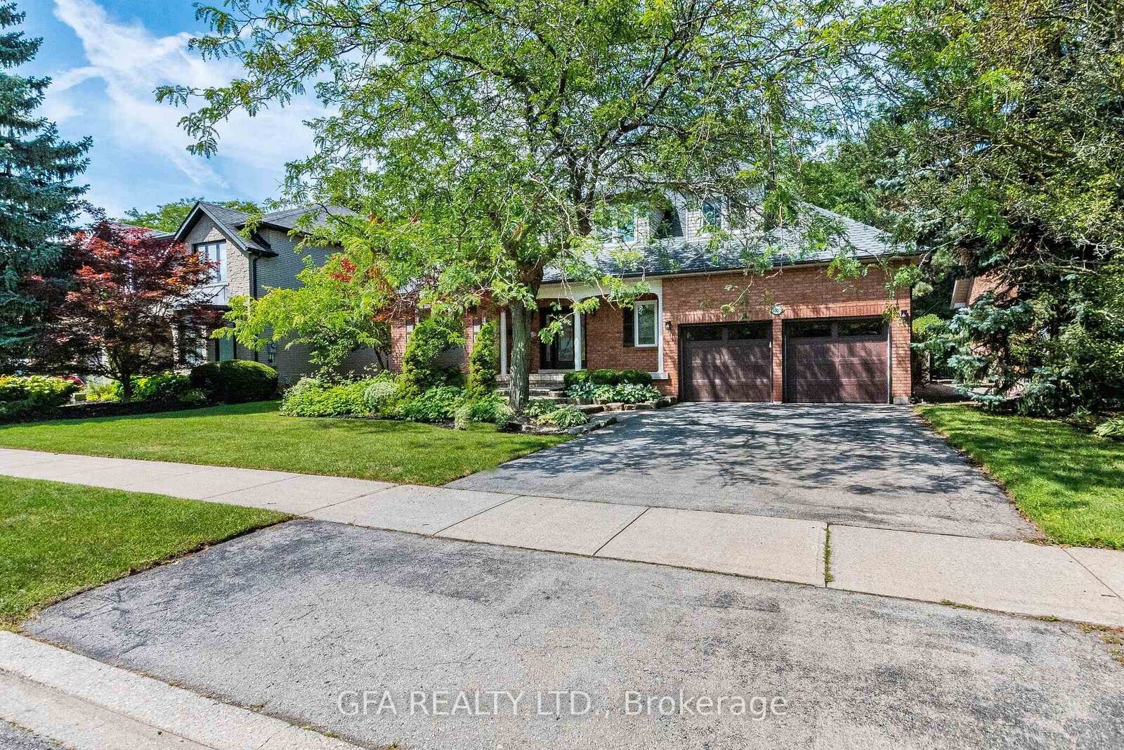 Property Photo: 1027 Masters Green N/A ON L6M 2N7