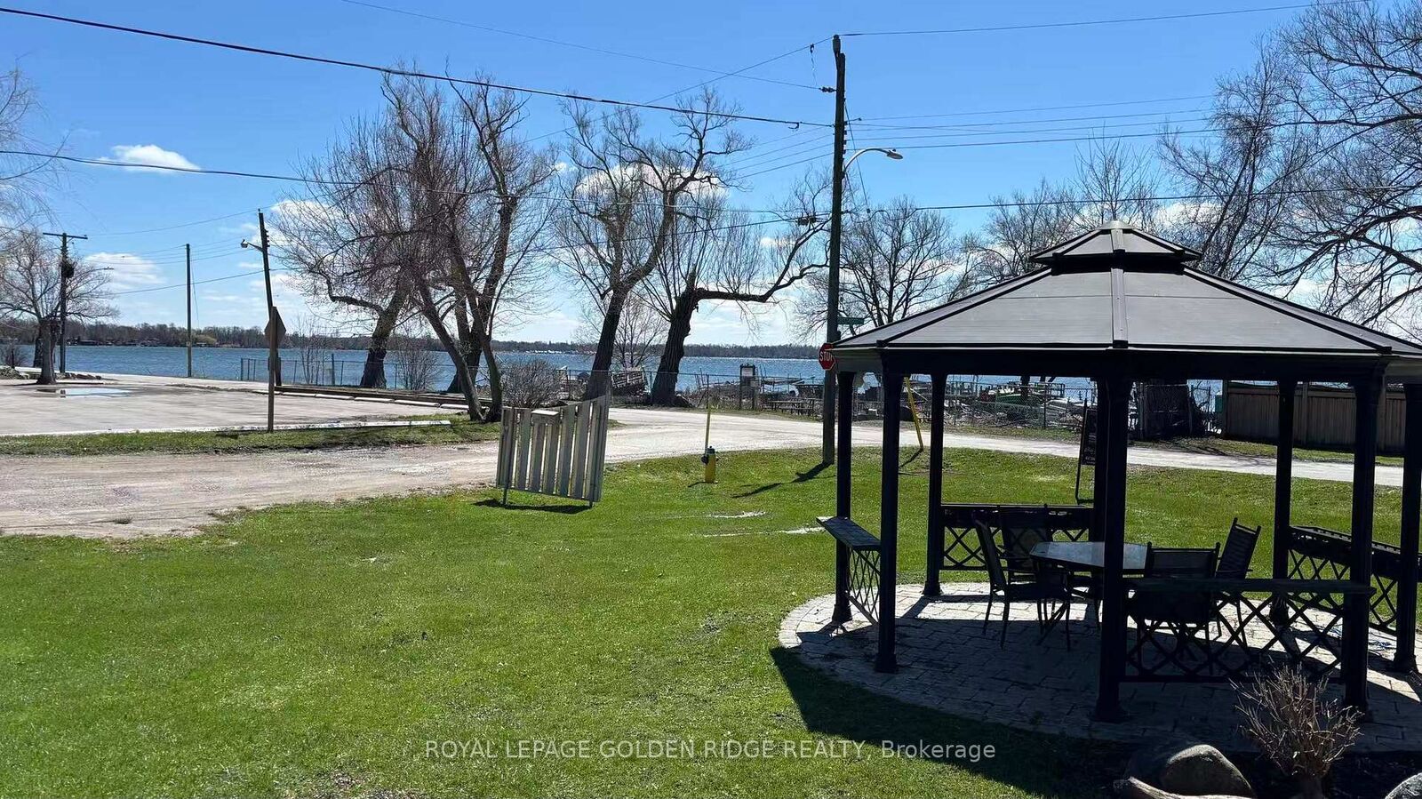 Property Photo: 19 Lake Drive N ON L4P 1A2