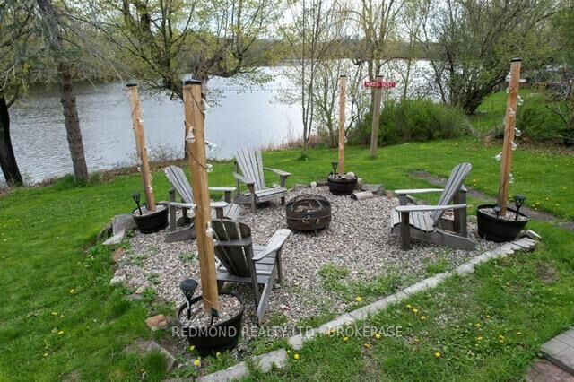 Property Photo:  590 Queen Street  ON K7G 2B1 