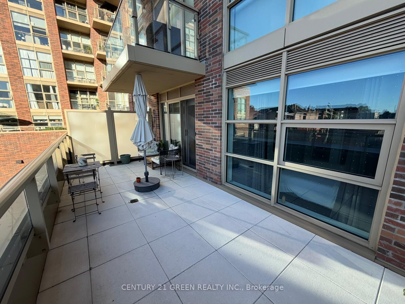 Property Photo:  1787 St. Clair Avenue W 201  ON M6N 1J6 