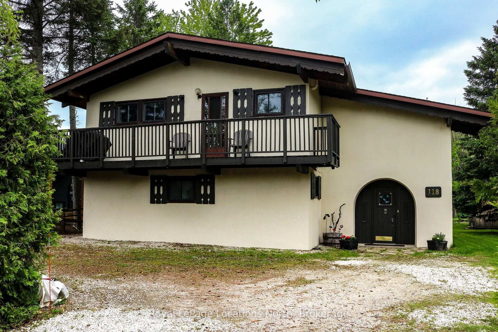 Property Photo:  118 Campbell Crescent  ON L9Y 0P9 