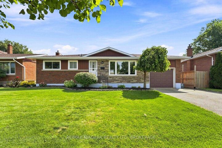 19 Hughes Avenue — photo 1