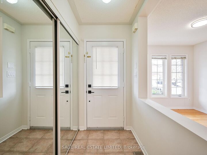 Property Photo: 6 Fairhill Avenue ON L7A 2A9