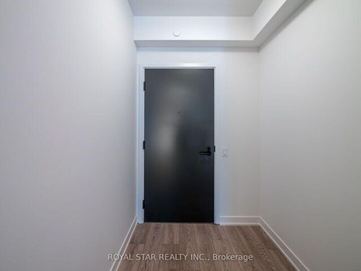 Property Photo: 108 Peter Street 1007 ON M5V 2G7