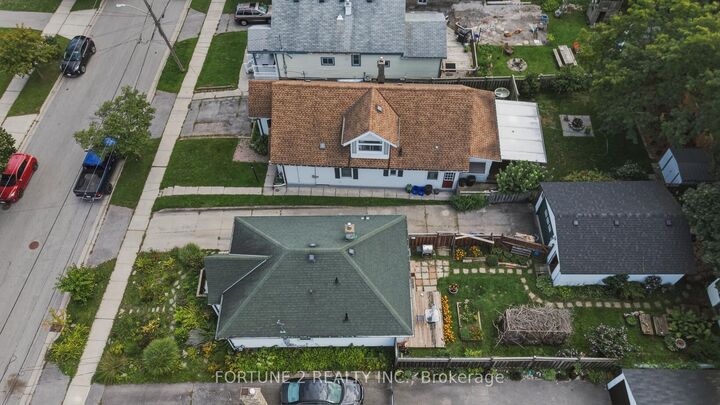 Property Photo:  119 Alexandra Street  ON N6C 2B3 