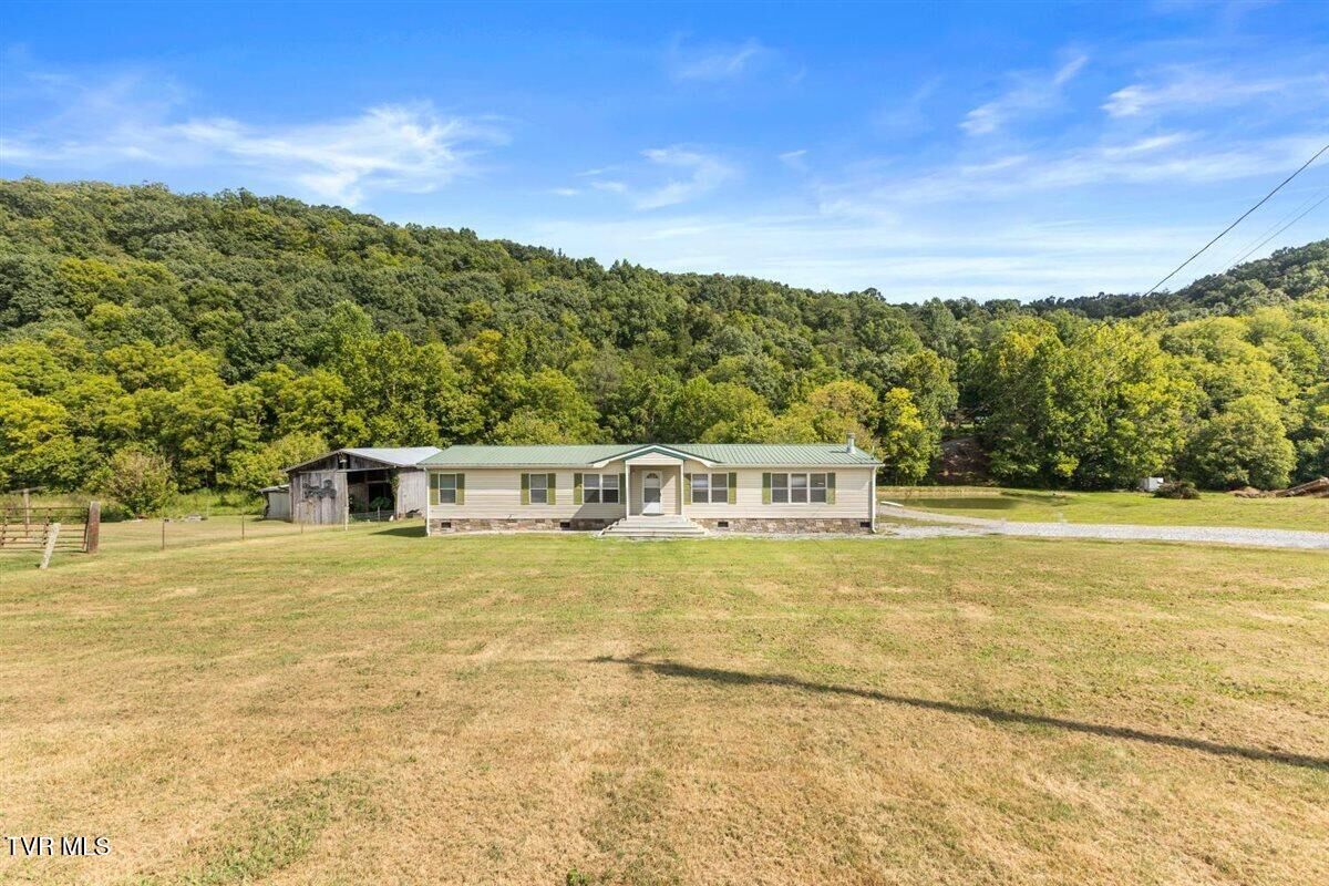 Property Photo:  17938 Horton Highway  TN 37656 