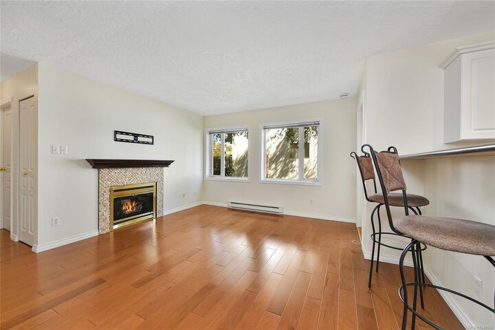 Property Photo:  1037 Richardson St #204  BC V8V 3C6 