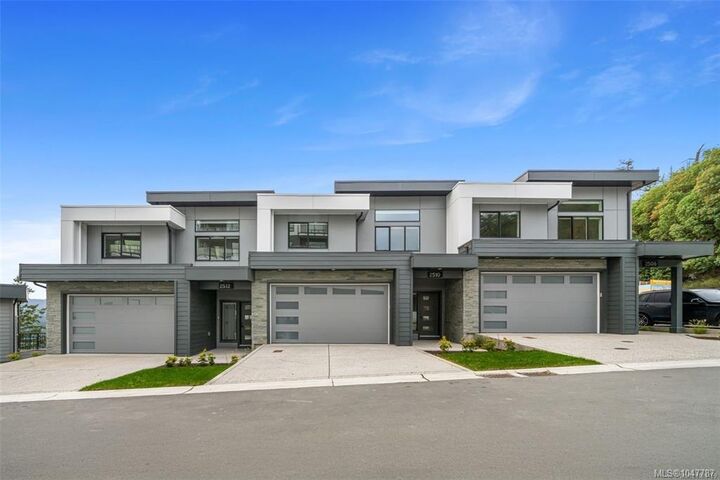 Property Photo: 2510 Bronzite Pl BC V9B 7E2