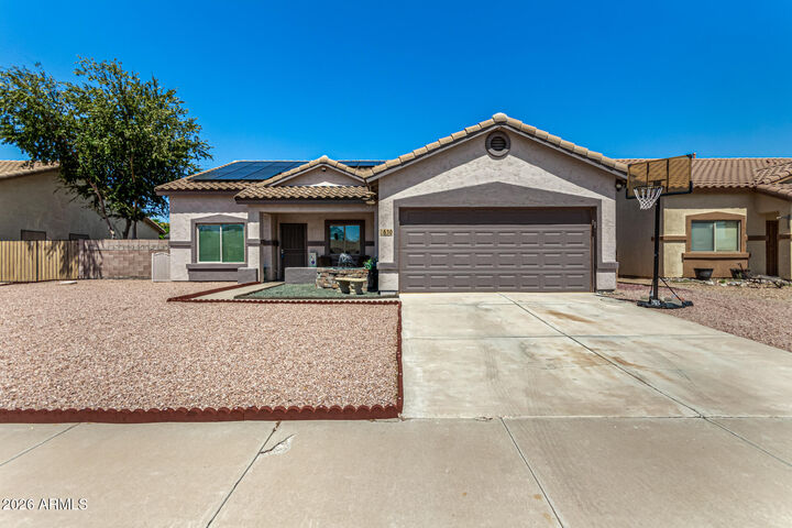 Property Photo:  630 E Racine Place  AZ 85122 