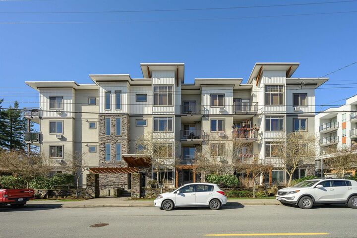 Property Photo: 11887 Burnett Street 115 BC V2X 6P6