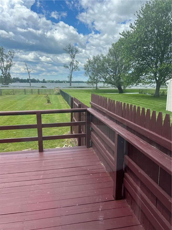 Property Photo: 2331 Edgemere Drive NY 14612