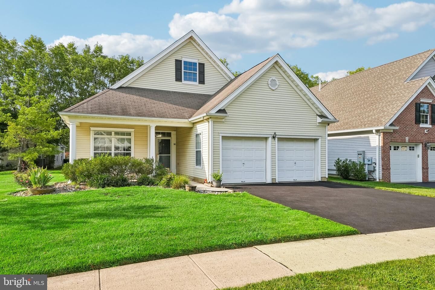 Property Photo:  86 Honeyflower Ln  NJ 08550 