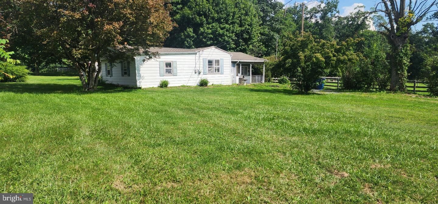Property Photo:  9 Clear Spring Road  PA 17019 
