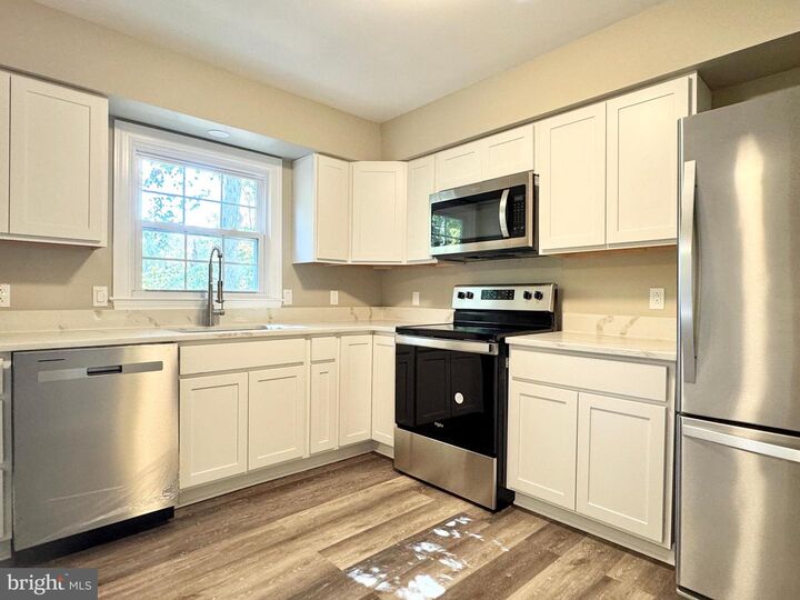 Property Photo:  2 Kelly Court  VA 22407 
