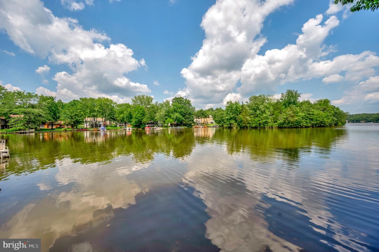 Property Photo: 1915 Lakeview Parkway VA 22508