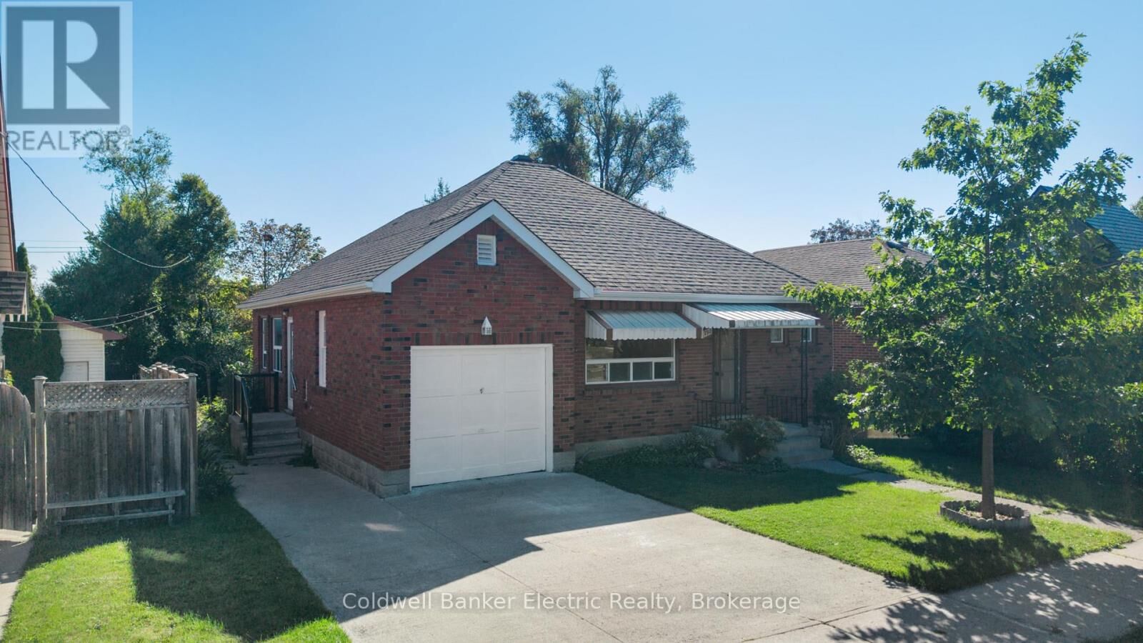 Property Photo:  792 Curtis Road  ON K9H 2E7 