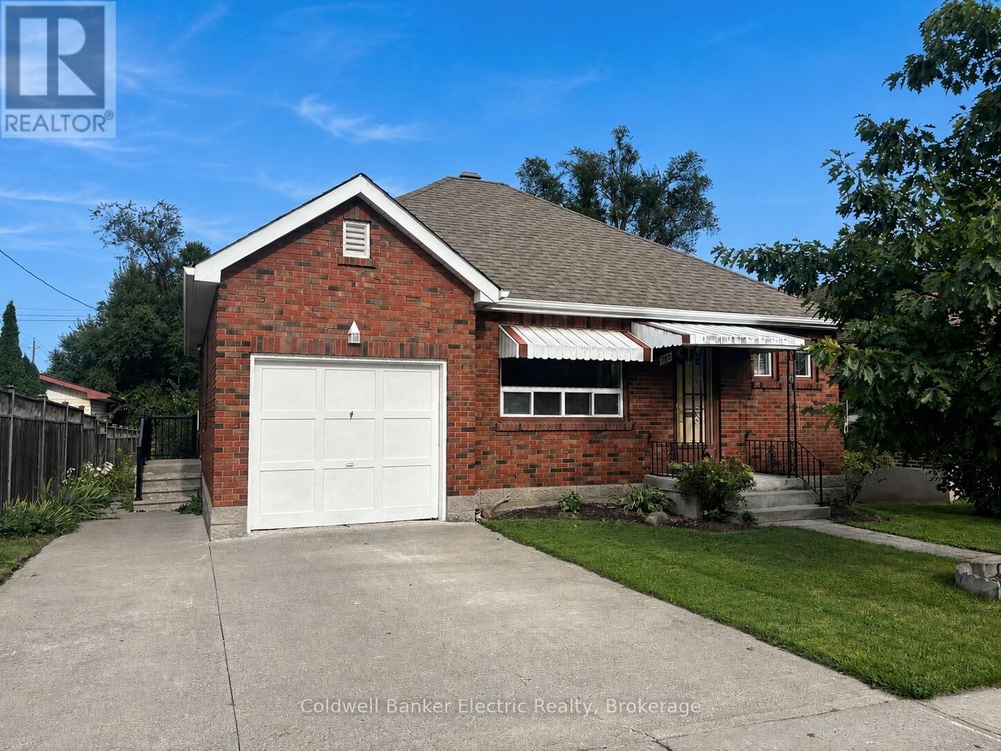 Property Photo: 792 Curtis Road ON K9H 2E7