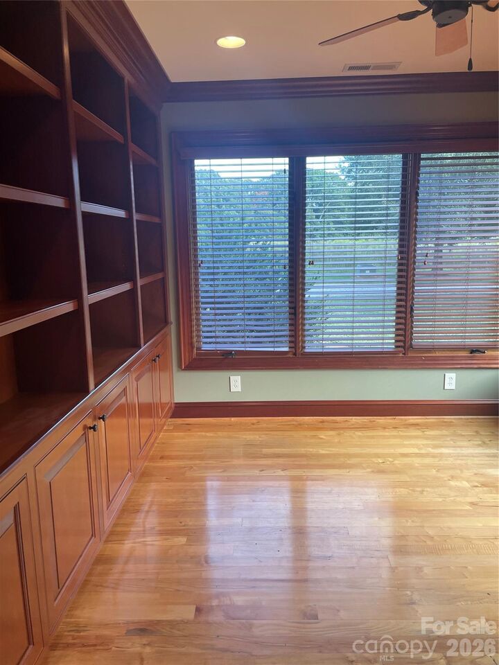 Property Photo: 3842 Sherrills Ford Road NC 28147