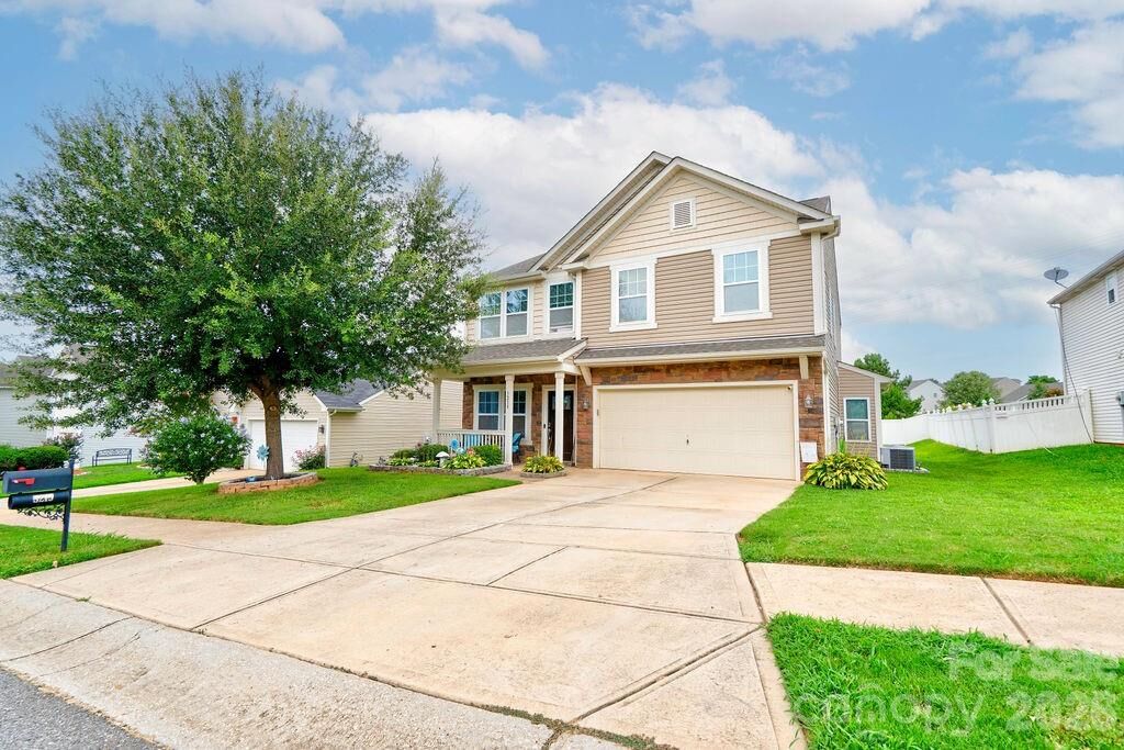 Property Photo:  3219 Pikes Peak Drive  NC 28052 