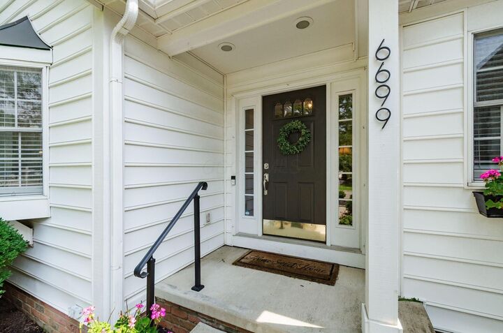 Property Photo: 6699 Inverness Street OH 43082