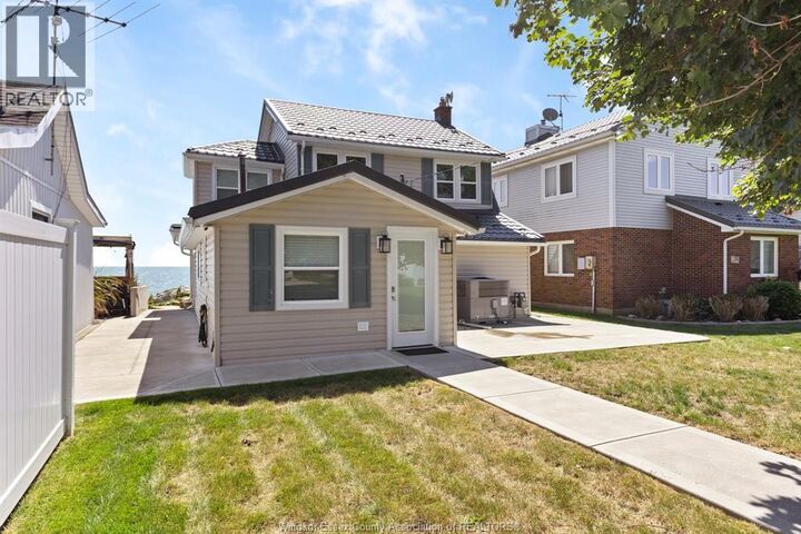 Property Photo:  853 Lawrence Avenue  ON N0R 1G0 