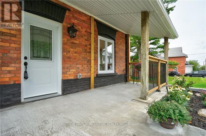 Property Photo:  234 Laclie Street 1  ON L3V 4N6 
