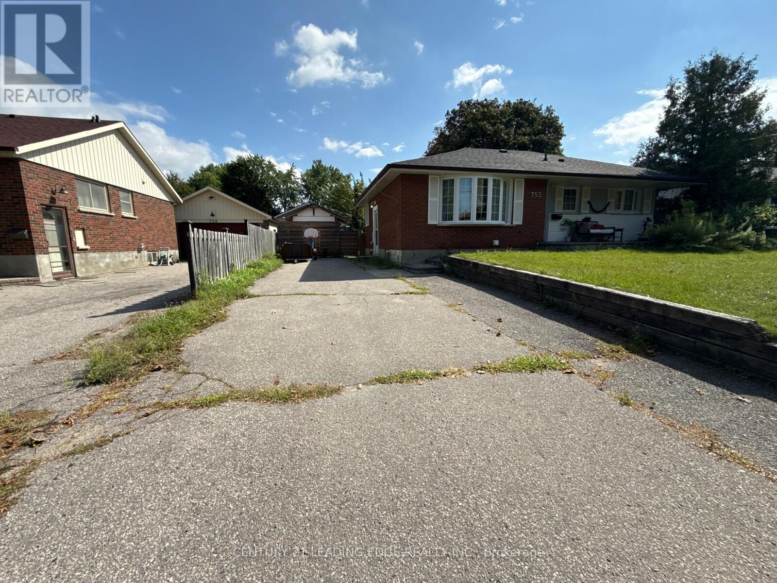 Property Photo: 753 Glenforest Street Lower ON L1J 5E9