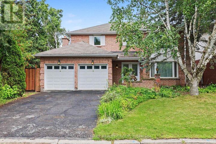 Property Photo:  66 Bateman Drive  ON K2G 5H5 