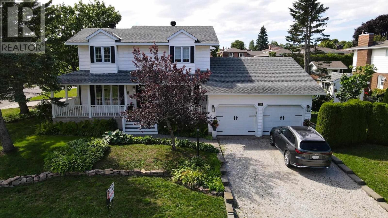 Property Photo:  34 Fairmount Dr  ON P6B 5X7 