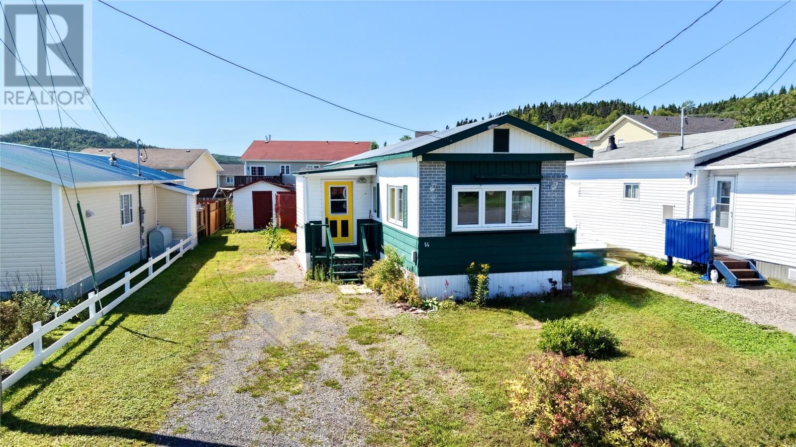 Property Photo:  14 Fairview Court  NL A5A 4G5 