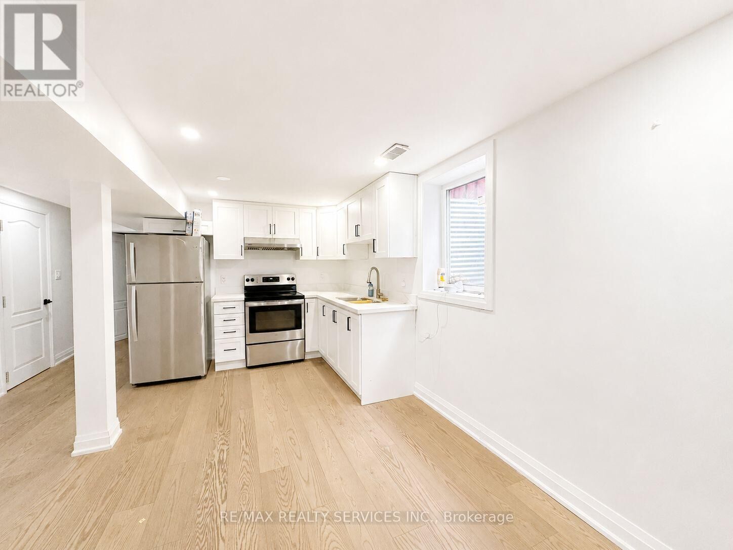 Property Photo: 32 Trewartha Crescent Bsmt ON L6Z 1X4